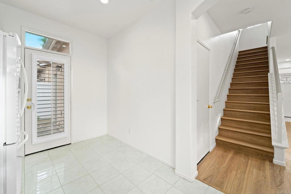 8265 Gold Coast Drive 4 Property Photo 11
