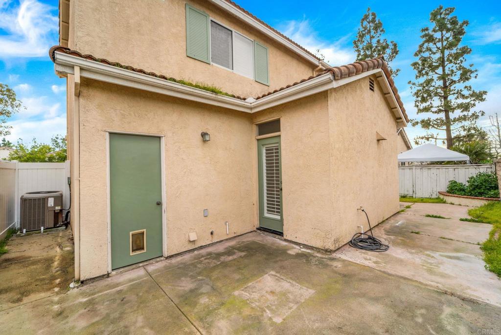 8265 Gold Coast Drive 4 Property Photo 24