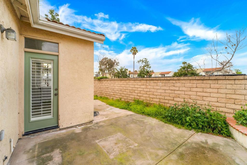 8265 Gold Coast Drive 4 Property Photo 25