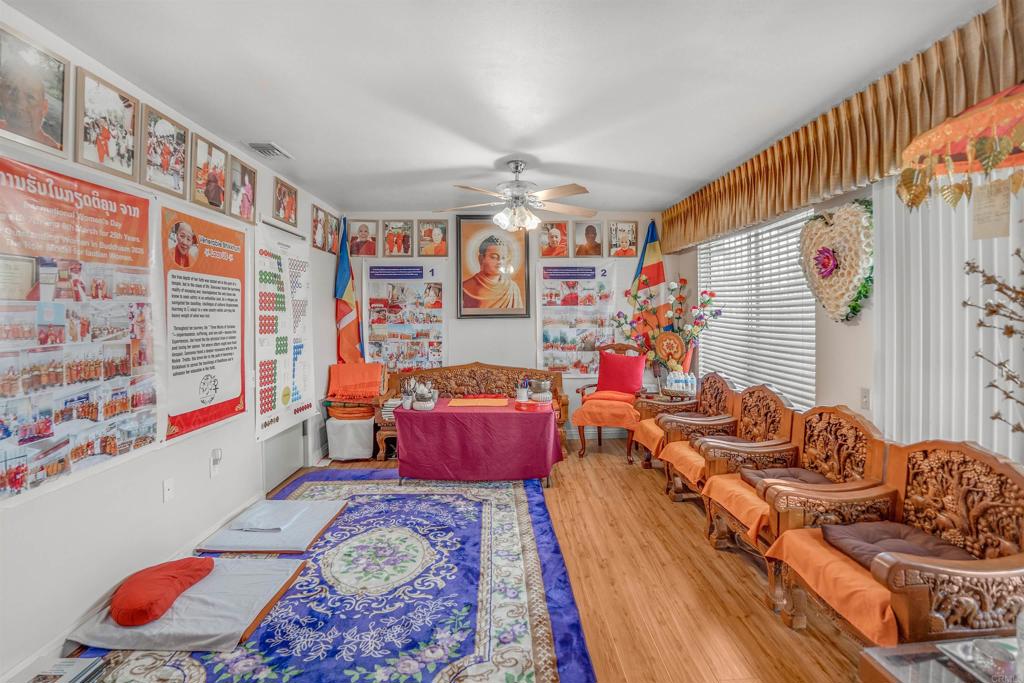 26310 Harrisburg Drive Property Photo 5