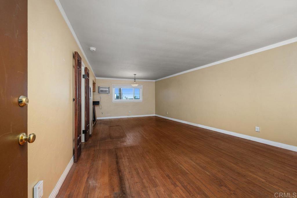 3613 1/2 Billman Street Property Photo 5