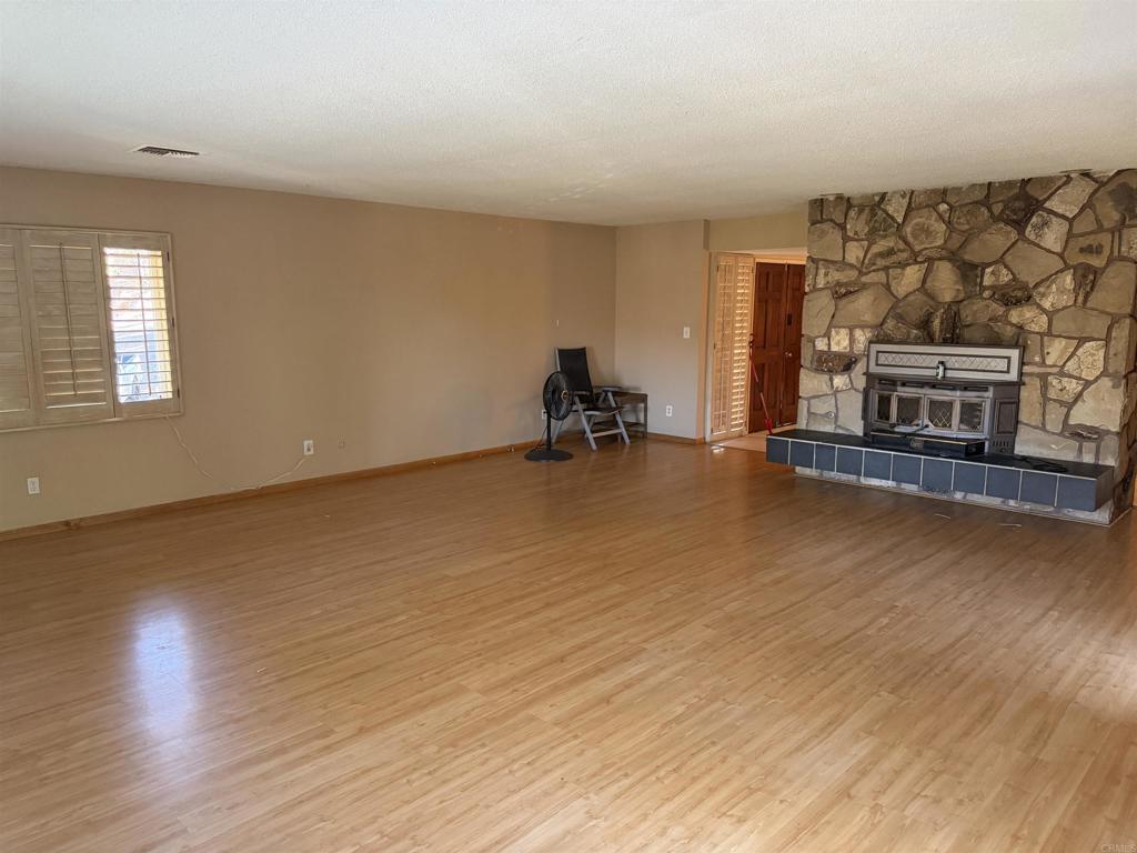 11852 Serena Road Property Photo 5