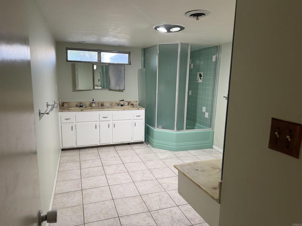 11852 Serena Road Property Photo 14