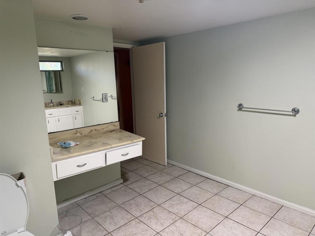 11852 Serena Road Property Photo 15
