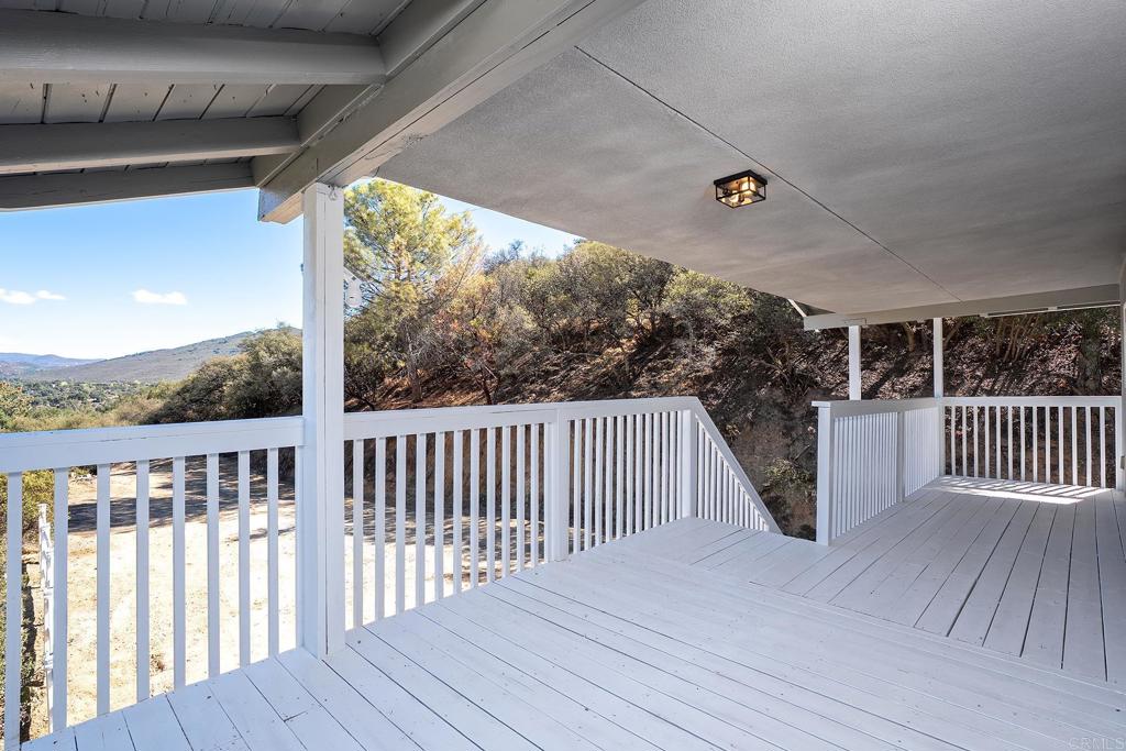 24541 Manzanita Dr Property Photo 39