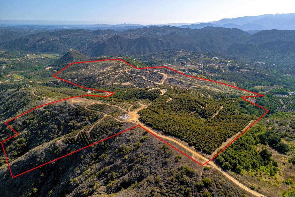 45000 Rancho Fallbrook Road Property Photo 1
