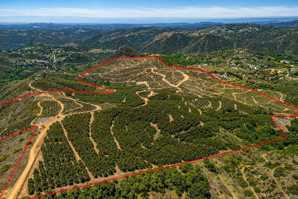 45000 Rancho Fallbrook Road Property Photo 3