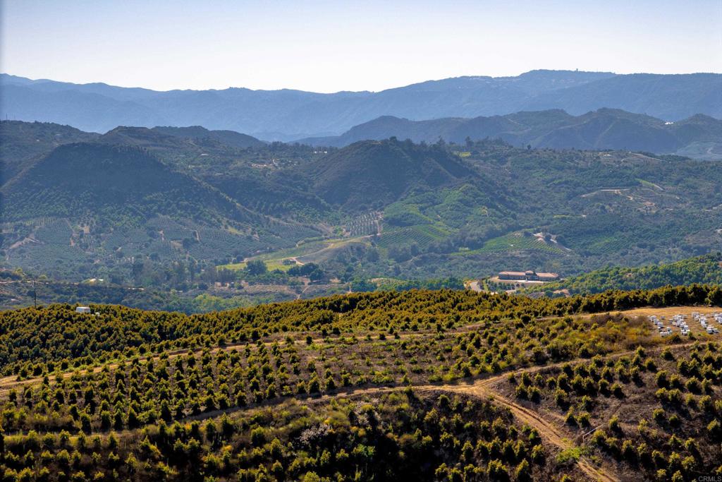 45000 Rancho Fallbrook Road Property Photo 4