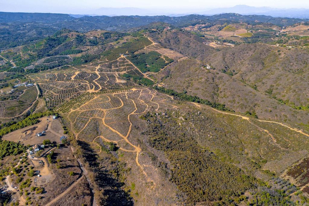 45000 Rancho Fallbrook Road Property Photo 9