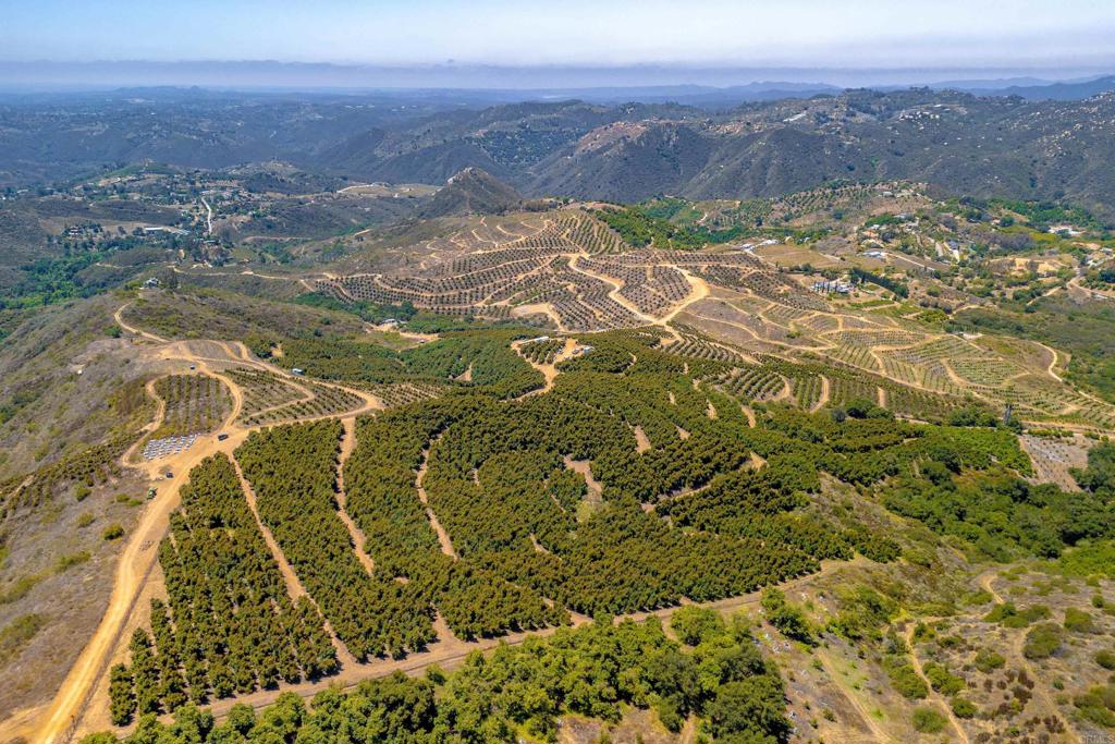 45000 Rancho Fallbrook Road Property Photo 15