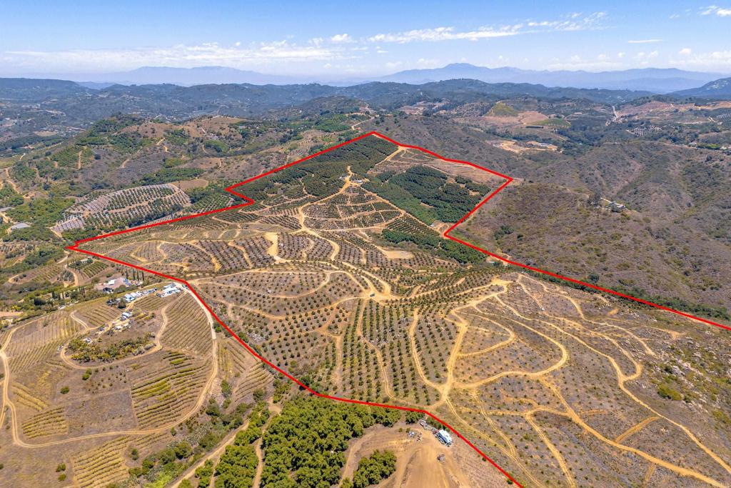 45000 Rancho Fallbrook Road Property Photo 28