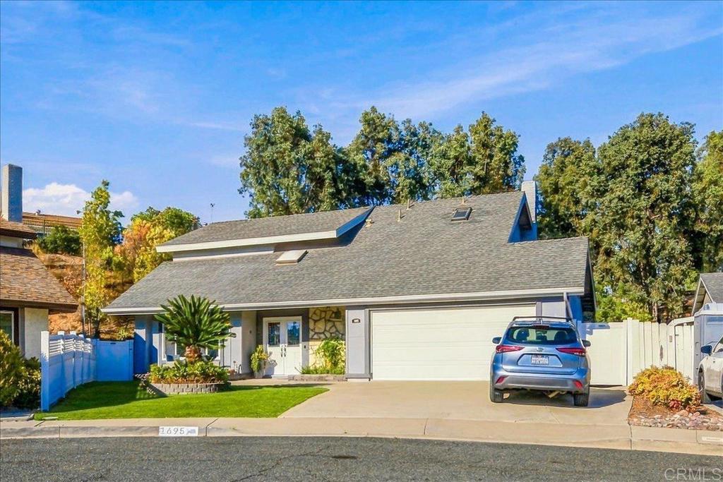 1695 Arnheim Ct Property Photo 4