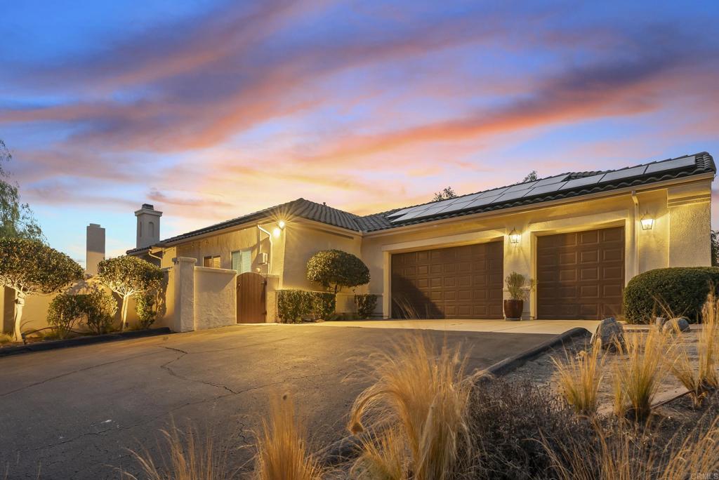 2167 Collomia Property Photo 2