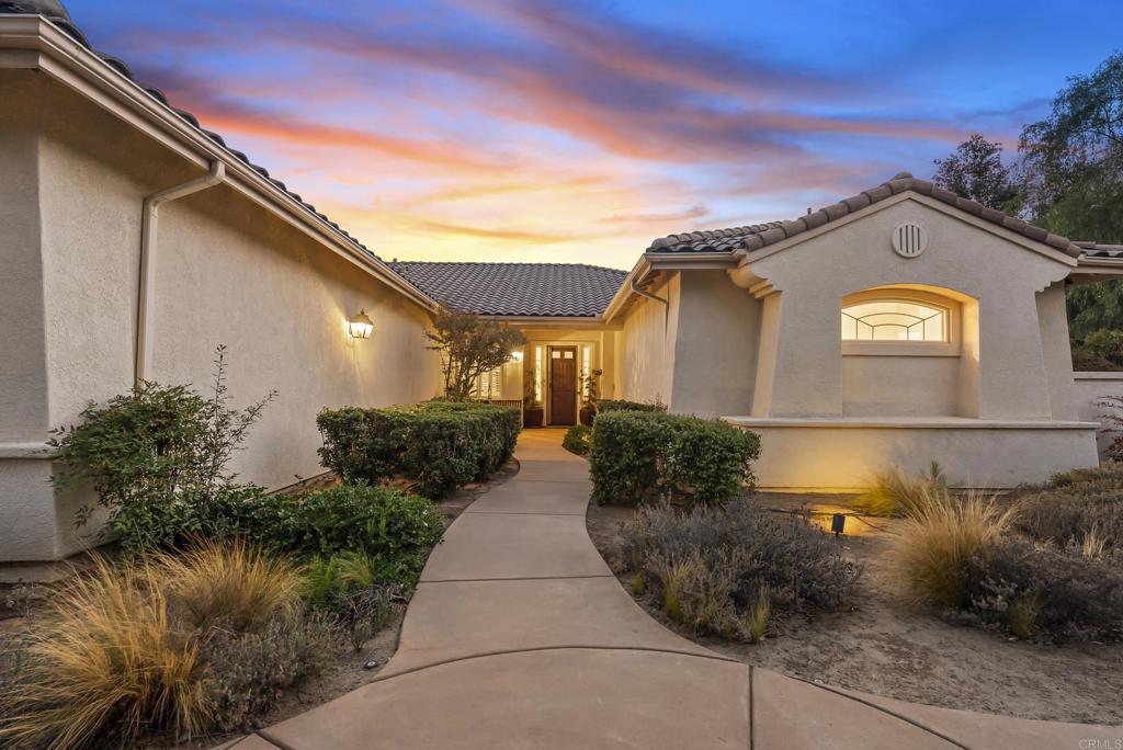 2167 Collomia Property Photo 3