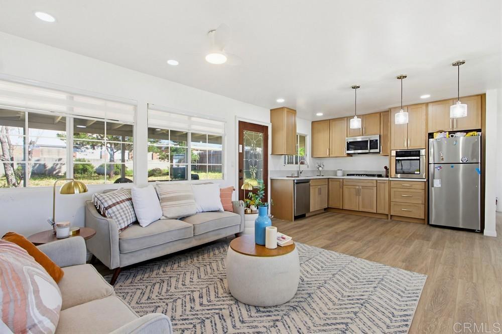 9462 Doheny Road Property Photo 7