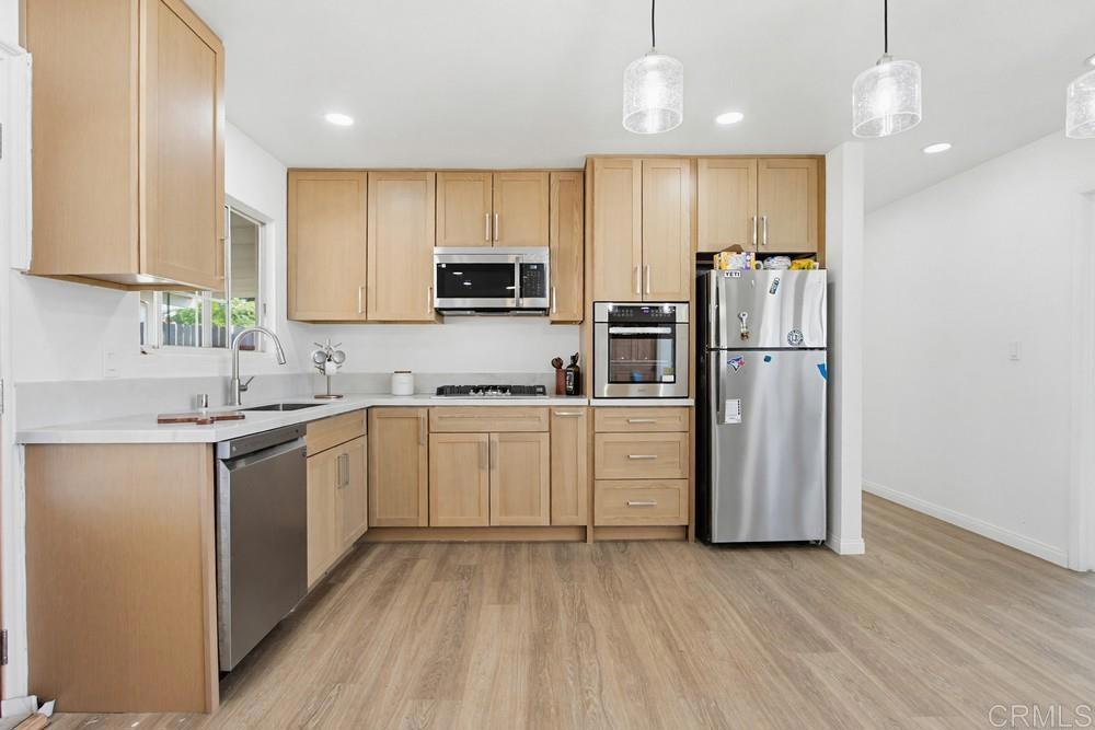 9462 Doheny Road Property Photo 10