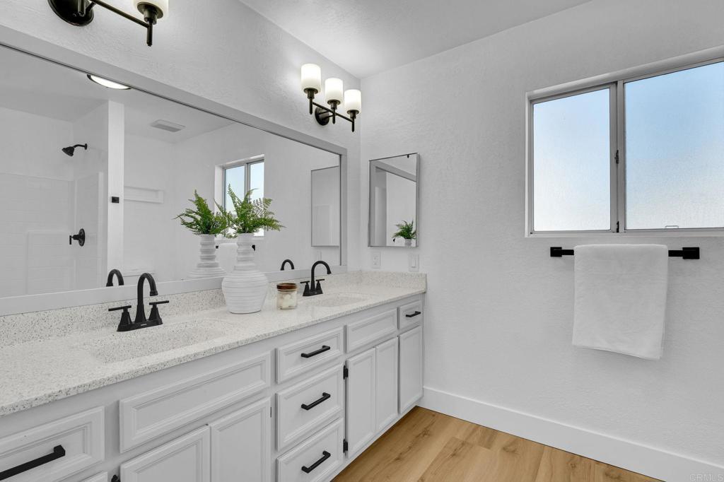 4667 60th Street Property Photo 14
