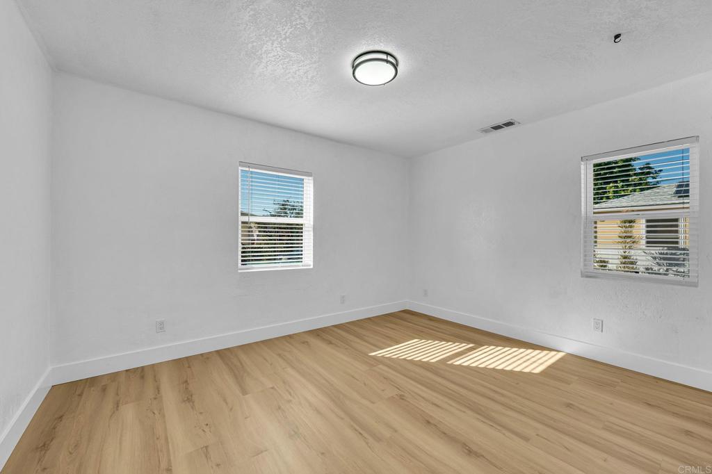 4667 60th Street Property Photo 16