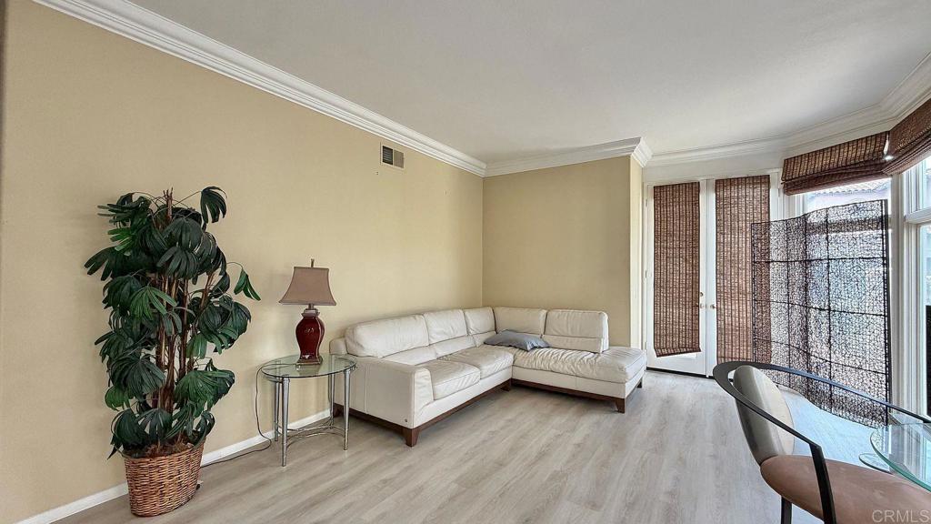 9679 Claiborne Square Property Photo 39