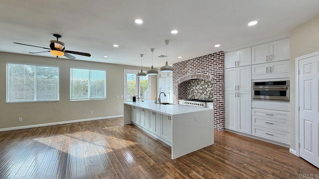 1113 Parkview Drive Property Photo 3