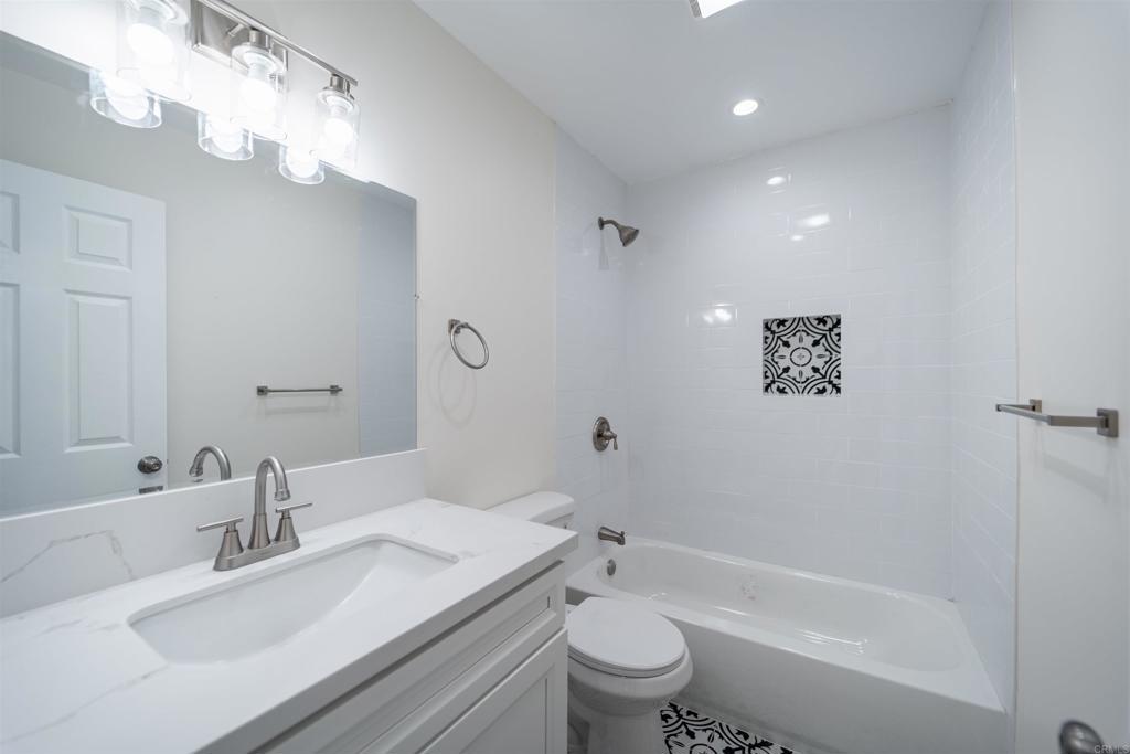 4576 4582 Felton Street Property Photo 16