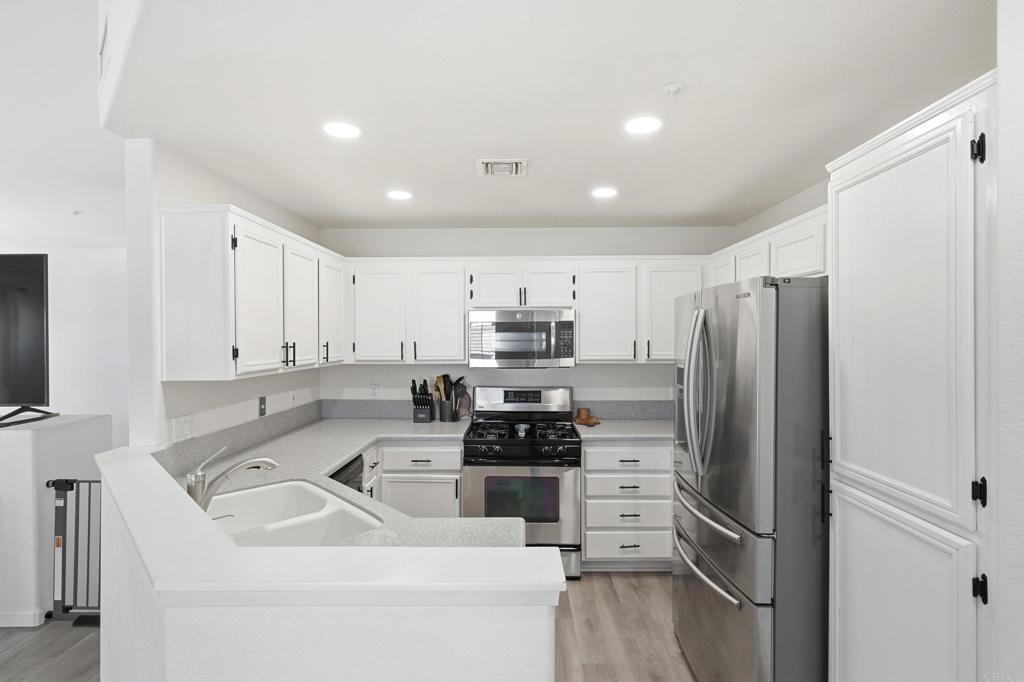425 Whispering Willow Drive A Property Photo 19