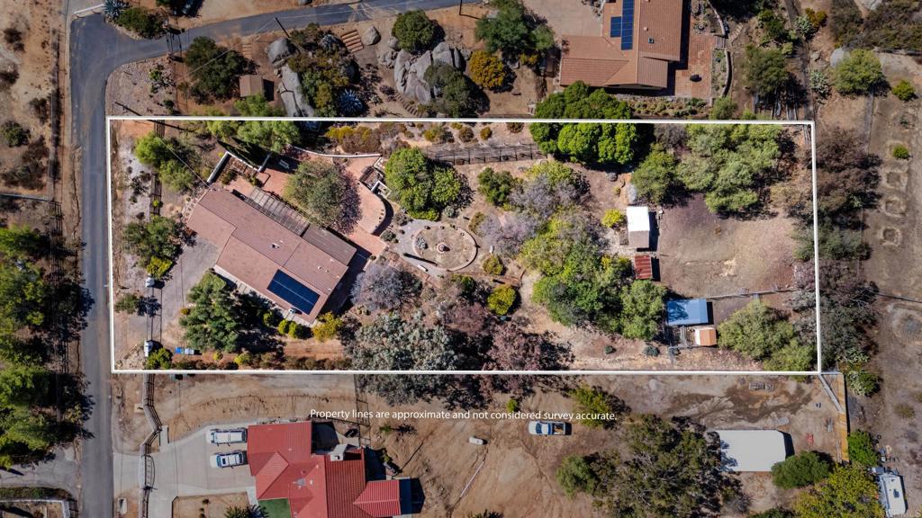 3042 Holly Rd Property Photo 3