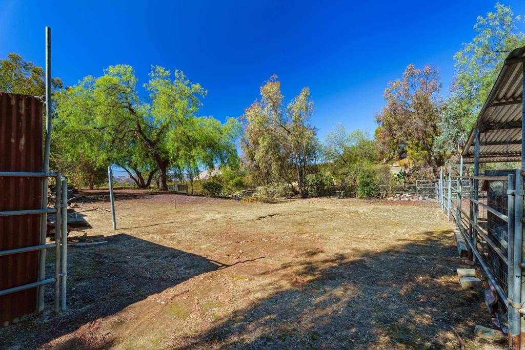 3042 Holly Rd Property Photo 40
