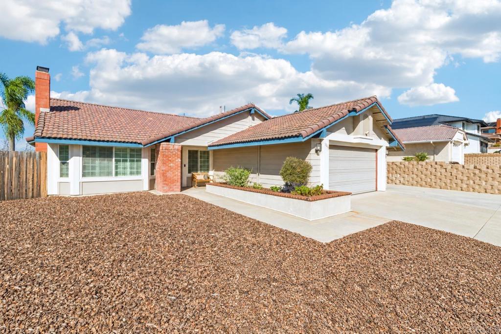 2018 Sonett Street Property Photo 2
