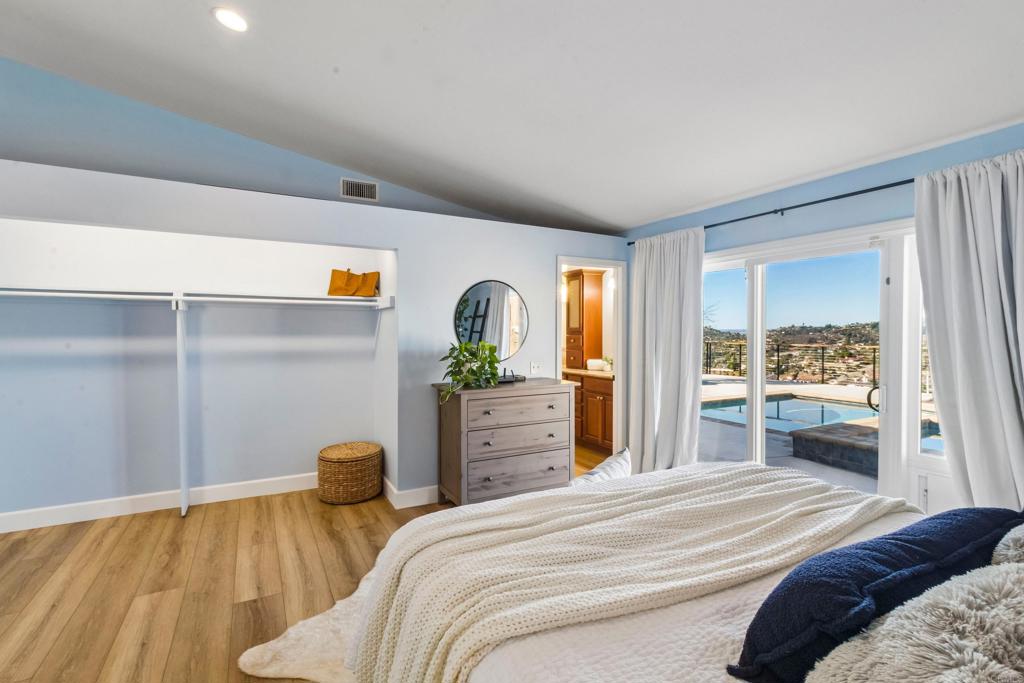 2018 Sonett Street Property Photo 22
