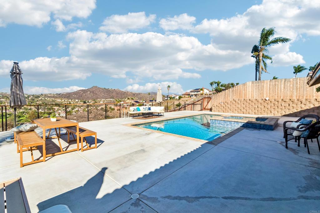 2018 Sonett Street Property Photo 29