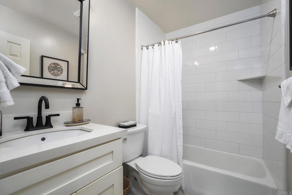 1240 Foote Path Way Property Photo 34