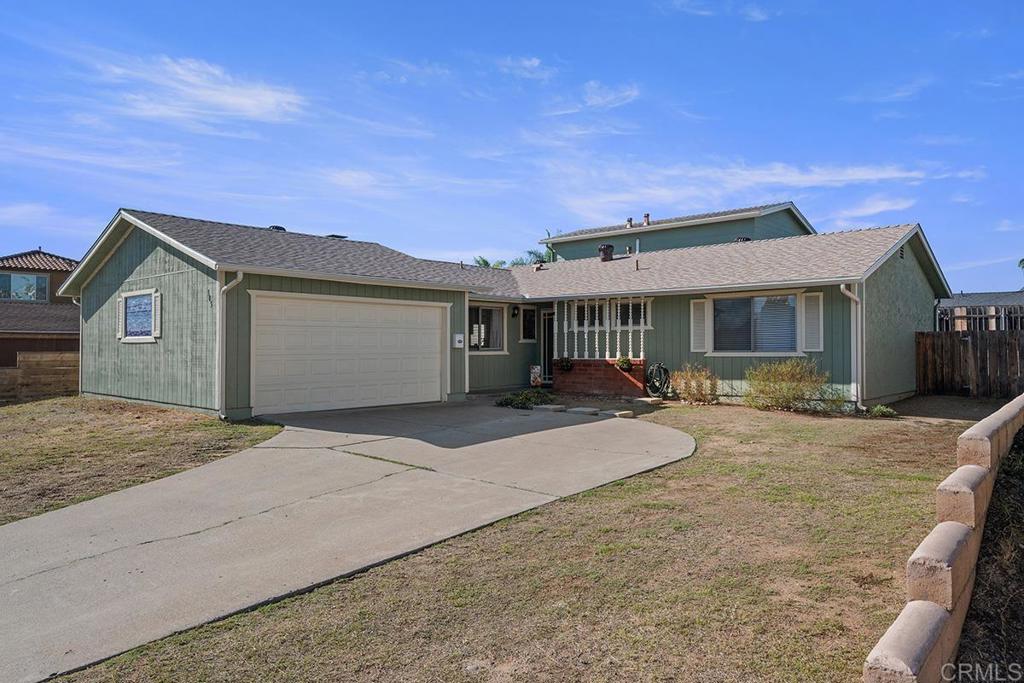 305 E Oxford Street Property Photo 1