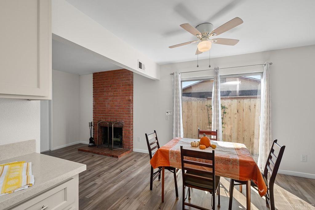 305 E Oxford Street Property Photo 11