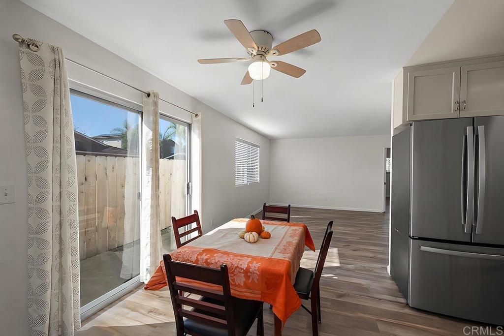 305 E Oxford Street Property Photo 12