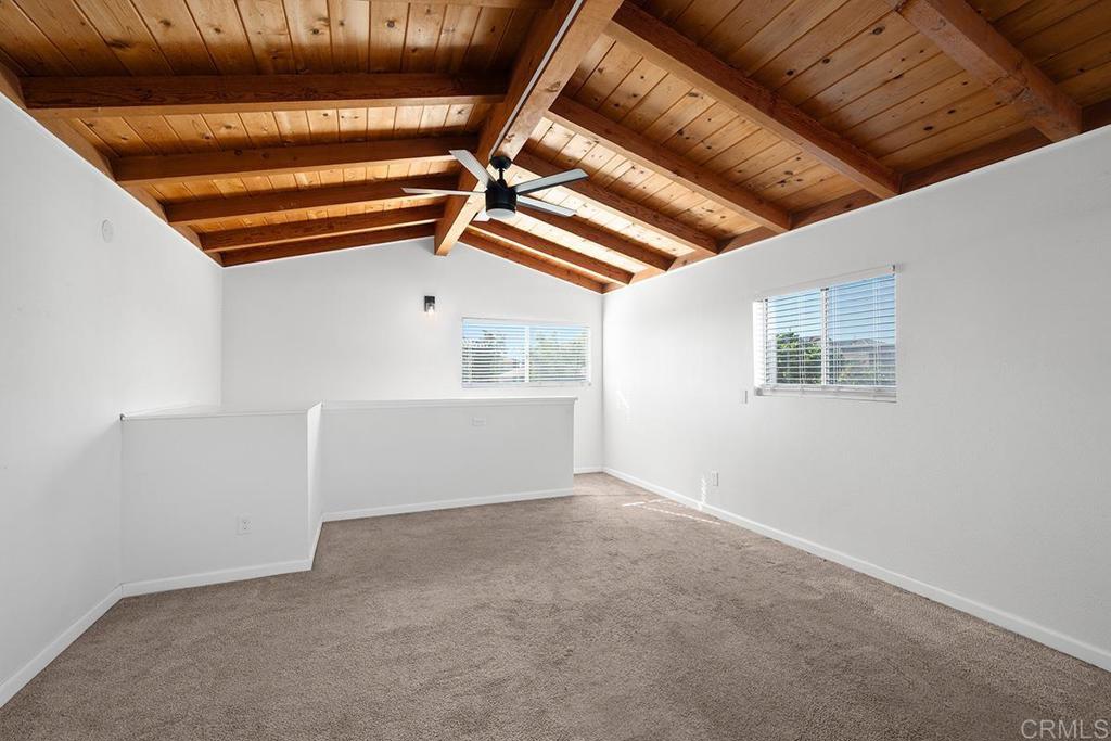 305 E Oxford Street Property Photo 27