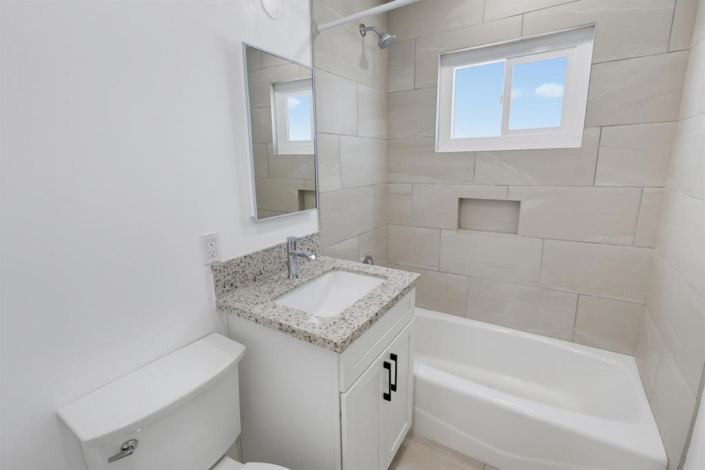 4217 21 3rd Avenue Property Photo 23