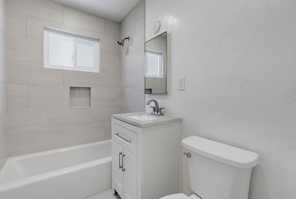 4217 21 3rd Avenue Property Photo 61