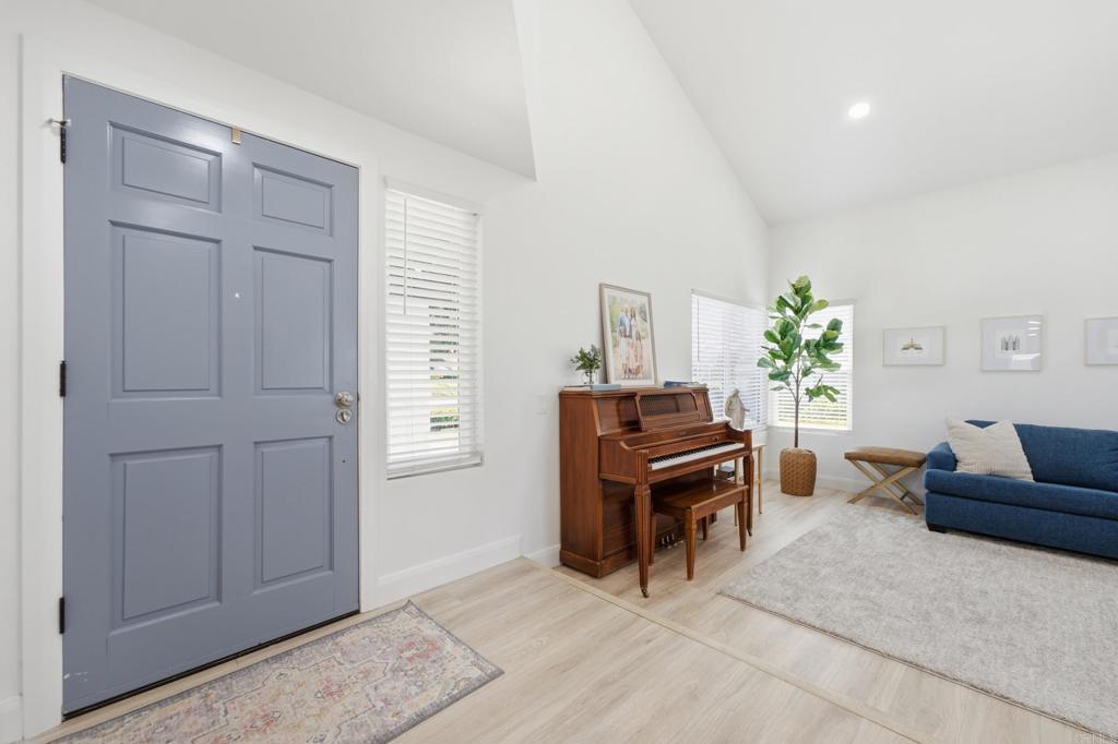 14582 Meadowrun Street Property Photo 2