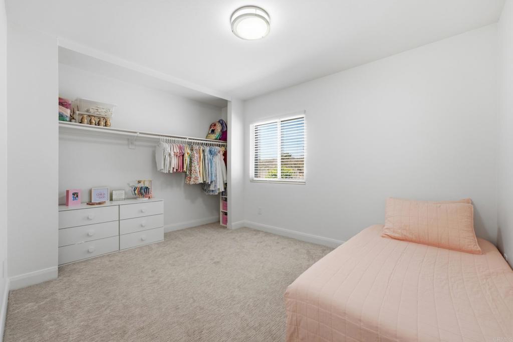 14582 Meadowrun Street Property Photo 25
