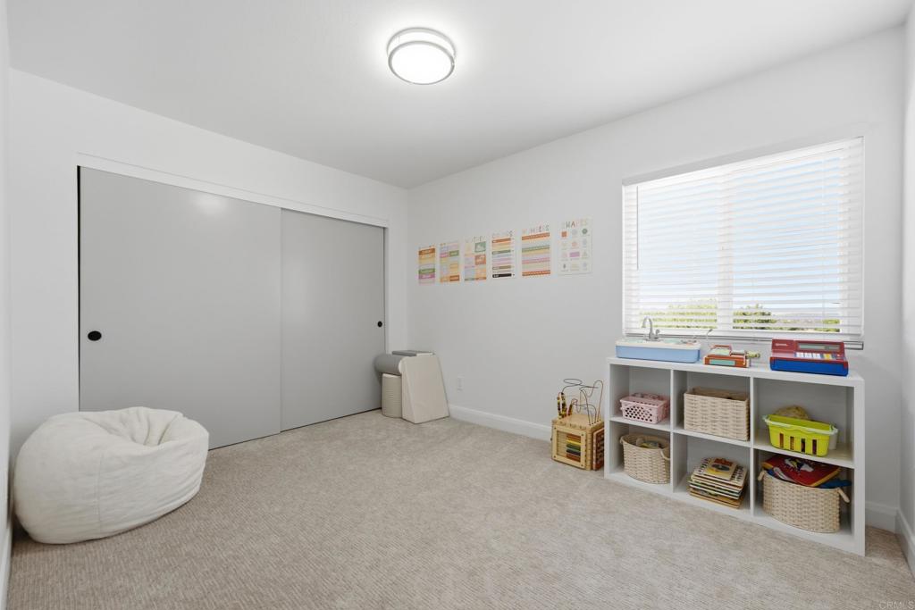 14582 Meadowrun Street Property Photo 31