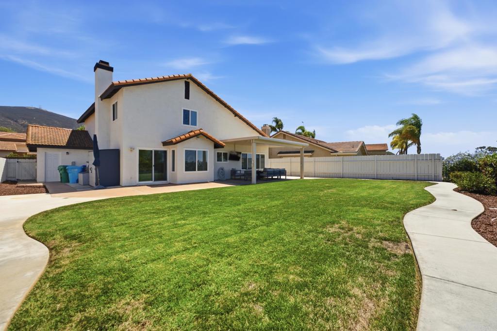 14582 Meadowrun Street Property Photo 36