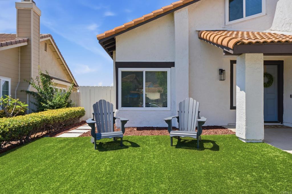14582 Meadowrun Street Property Photo 41