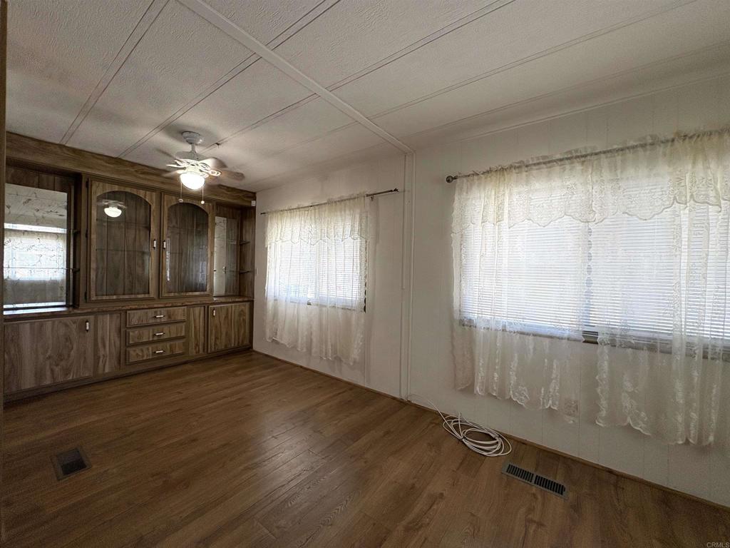 1174 E Main St 173 Property Photo 6