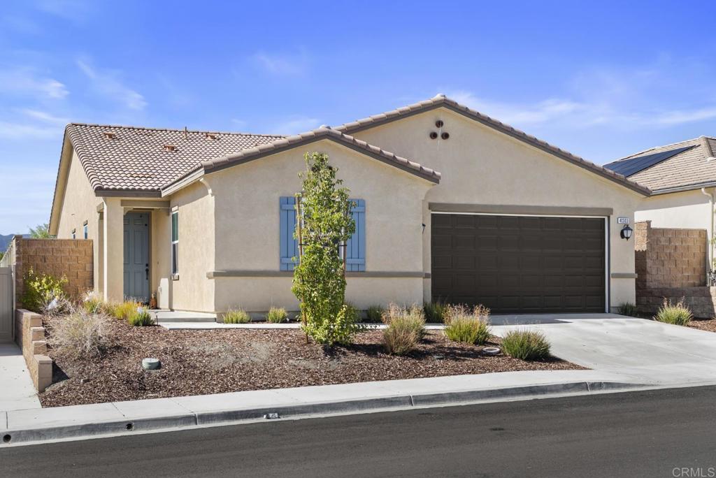 41303 Wizard Court Property Photo 2
