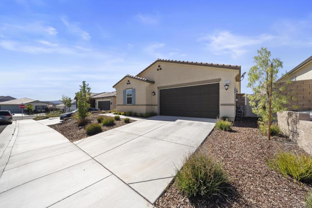 41303 Wizard Court Property Photo 3