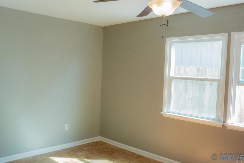 63 L Property Photo 21