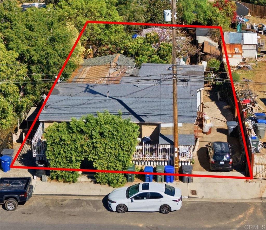 2415 Van Ness Avenue Property Photo 2
