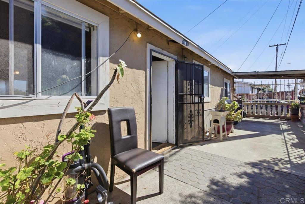 2415 Van Ness Avenue Property Photo 10