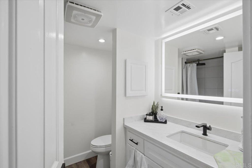 2415 Van Ness Avenue Property Photo 14